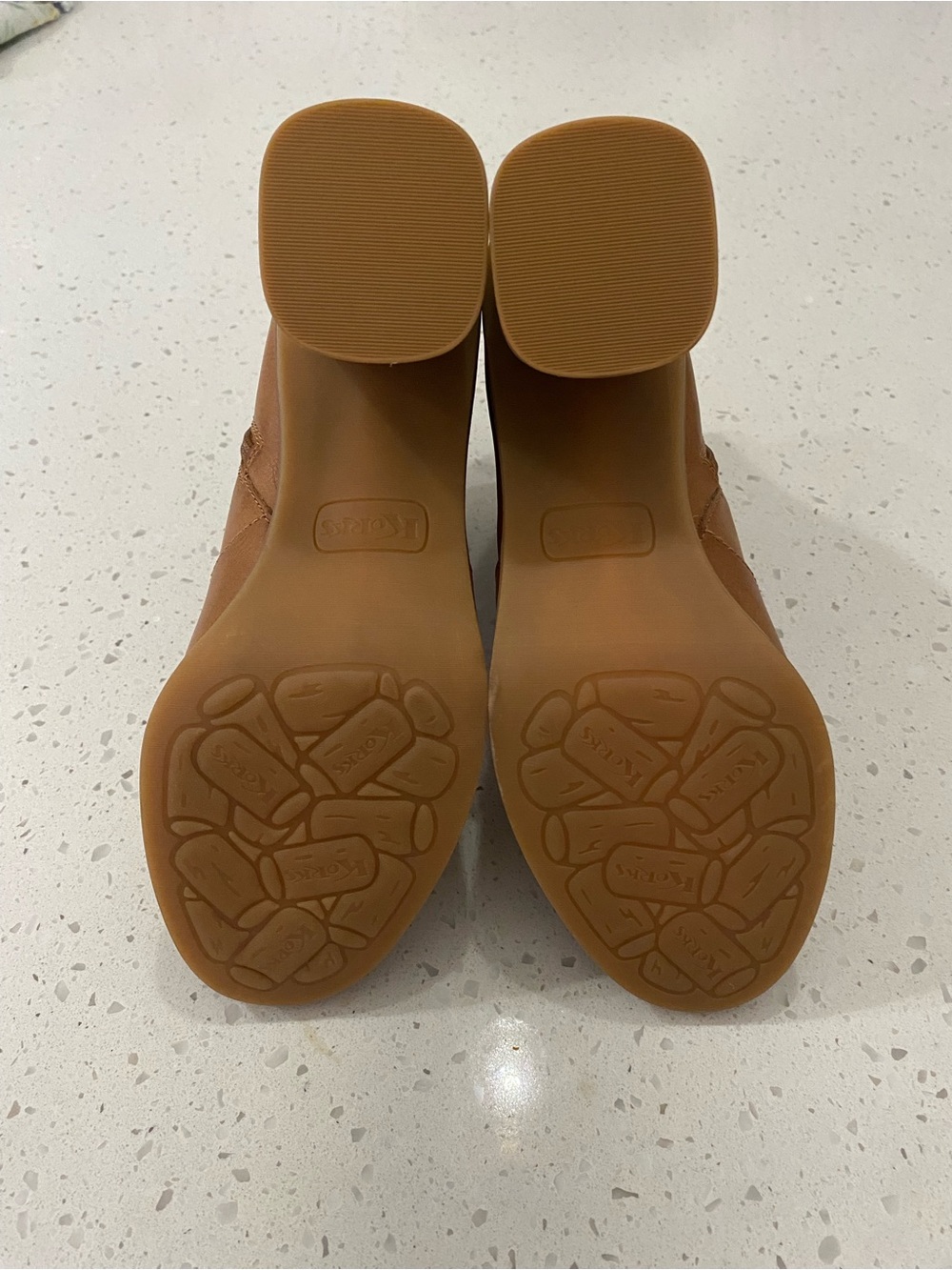 NWOT Korks Destiny Ankle Booties - Picture 7 of 7